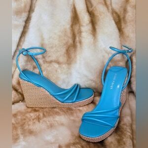 Marc Fisher Turquoise Blue Platform Zeki Strappy Sandal NEW 8.5M